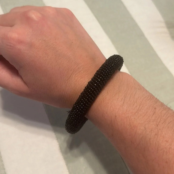 Bangle chunky style with black seed beads - Picture 3 of 4